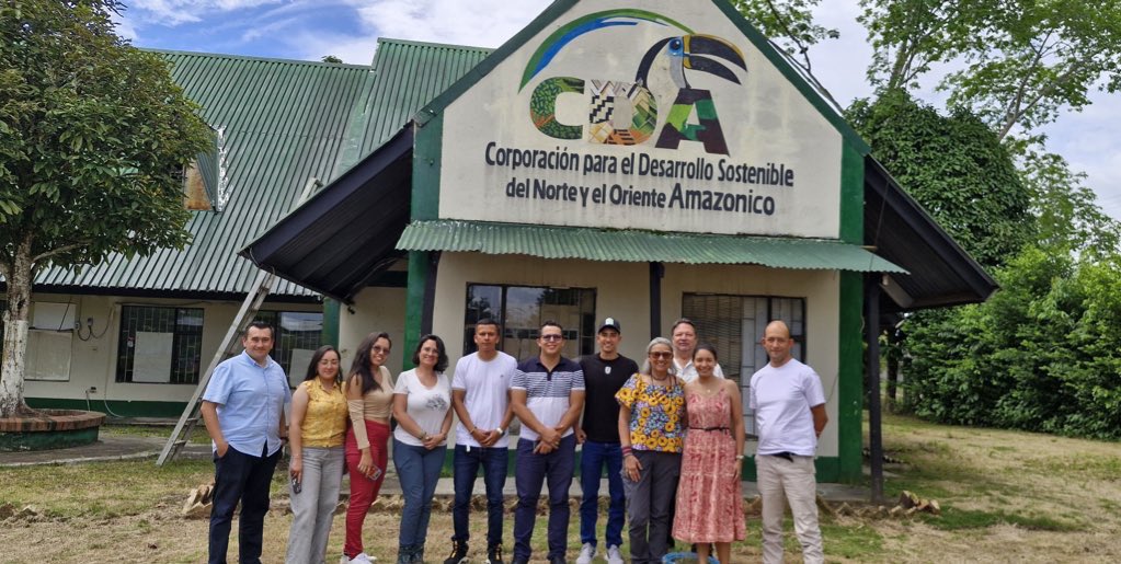 ¡Estamos cumpliendo el Plan Nacional de Desarrollo Colombia Potencia de Vida! 🌱 En Inírida, la viceministra <a href="/tatianaroaa/">tatiana roa avendaño 🌎☘️🌿☀️</a> participó en el taller de priorización de objetos territoriales legales del sector ambiental en la Amazonía, apoyado por el proyecto TEFOS.