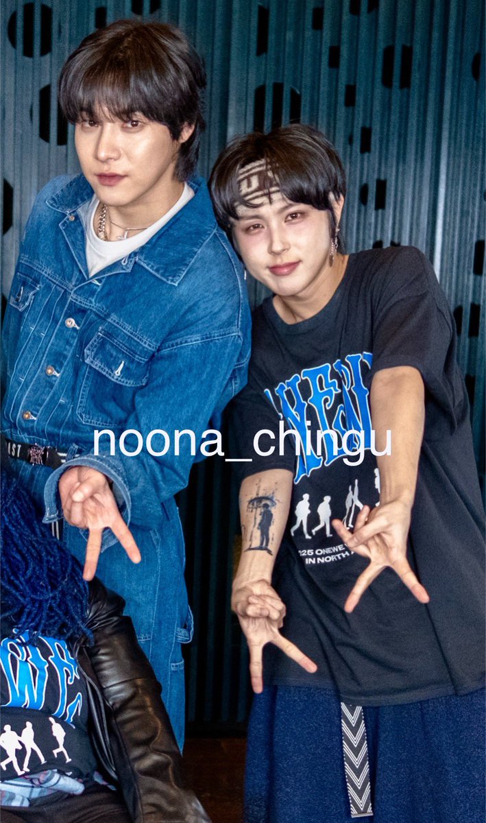noona_chingu's tweet photo. I just have to share these @official_ONEWE pics from the tour!! Cropping myself out but look how cute they all are! Yonghoon is a total babygirl ofc https://t.co/fuYZXOZE5g