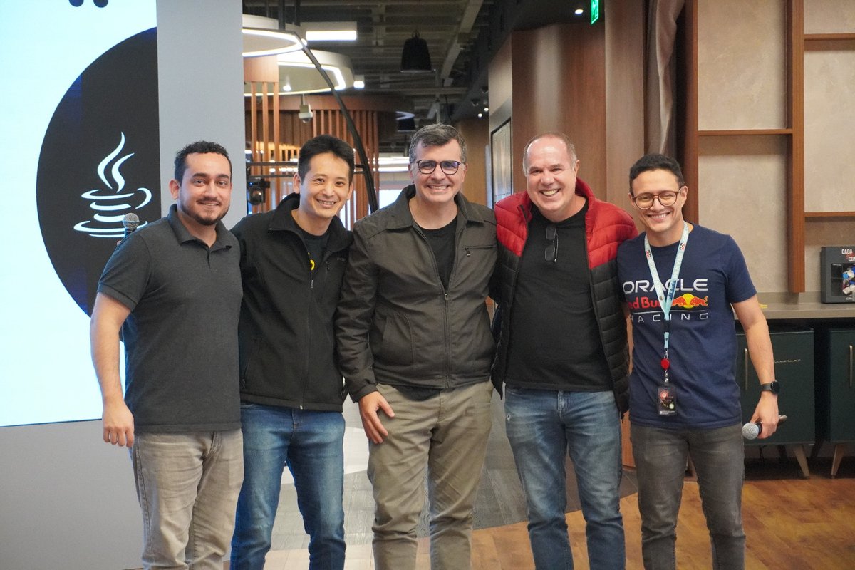 lgsreal's tweet image. 🚀 Amazing night organizing the @SouJava meetup at Oracle’s Innovation Center! Talks on Vector Search w/ Java + Firebase for Agile Backends, community vibes &amp;amp; great networking. Java’s alive and evolving! ☕🔥 #SouJava #Java #CommunityPower #OracleInnovation