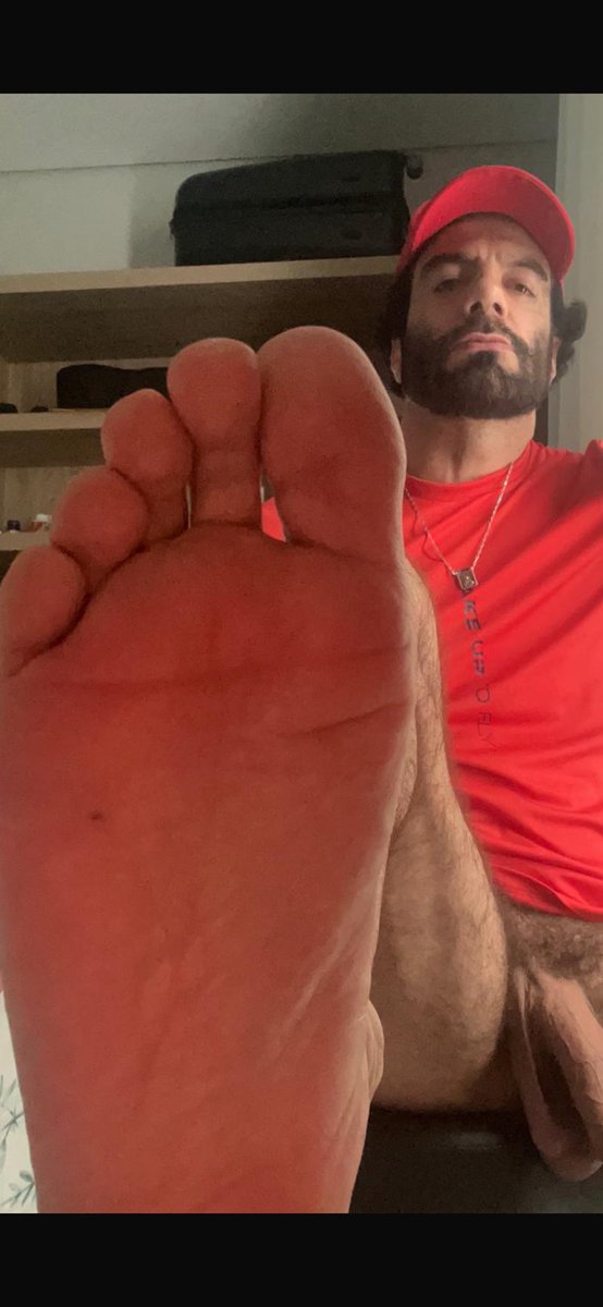 Vc tb curte massagem no pé?
Eu curto, dá um T da porra!
😈🦶🐺