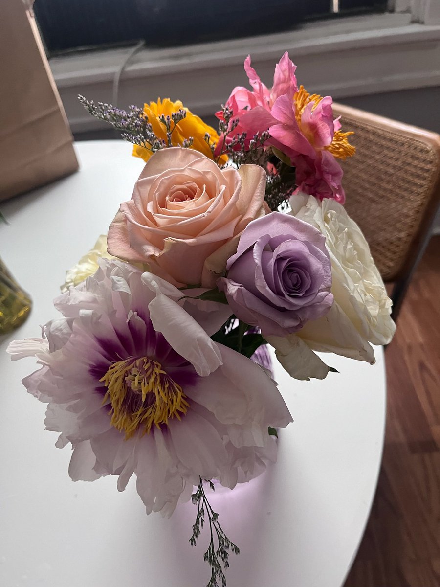 call it what you want🐡📚☕️🤍