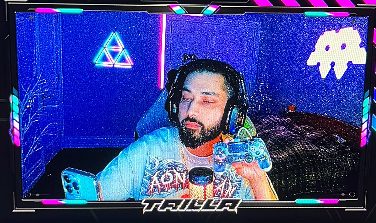 Trilla 𓅓 tweet media