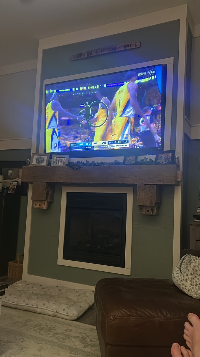 BryonBec0228's tweet photo. @Pacers Let’s go Pacers!!! https://t.co/OZPcYgnSNr