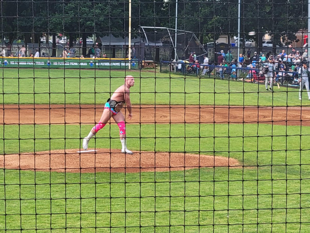 Ricky Gibson (@rockinrickyg) on Twitter photo 