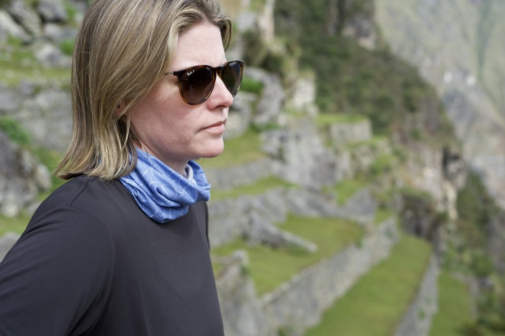 kasie's tweet image. THIS IS 40! I can’t believe I get to be 40 years old. How amazing is it to be here?! I am…so, so grateful.
After I survived a brain tumor at 36, my entire perspective changed. Sometimes that makes me feel like a walking cliche. But mostly it makes me feel … lucky? blessed?……