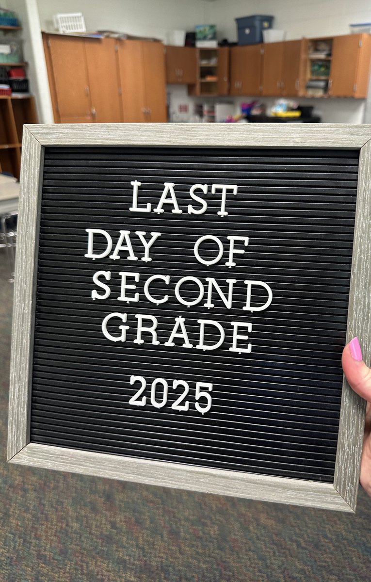 Goodbye 2nd grade! Happy summer !! ☀️🥳🎉