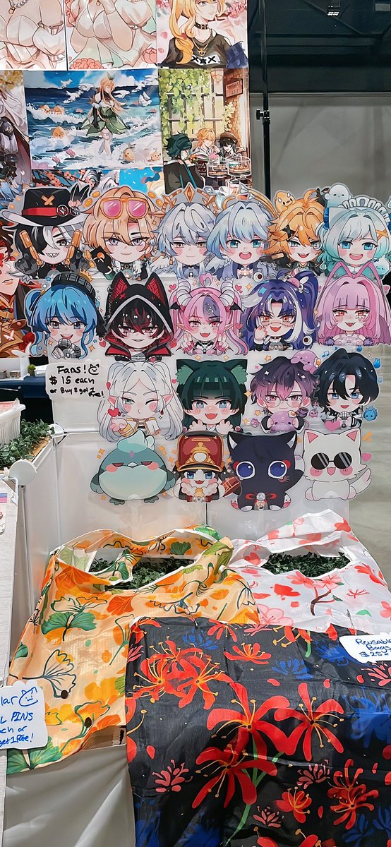 grakanarts's tweet photo. ❣️OFFKAI TABLE #8❣️

Hello!! It’s my first year at offkai🥺. I’m excited to talk to people🩷. 

Every purchase comes with a freebie of my vtuber (I’m also taking commissions on my ipad)👉🏻👈🏻.

#offkaiexpo2025 #Offkaigen4 https://t.co/OpBzt2JNal