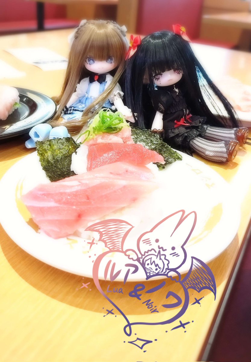 「ルア、また “魔法でお寿司をケーキ味に…”とか考えてるでしょ。……それ、犯罪よ。」
#ドールオーナーさんと繋がりたい #うちのこかわいい