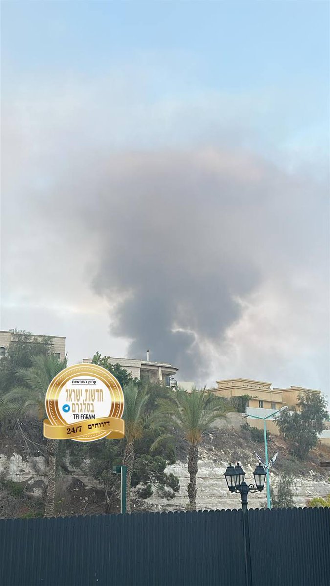 🚨عاجـــــــــــــــل 

سقوط مباشر 

ارتفاع اعمدة الدخان بعد سقوط صاروخ بشكل مباشر

قاعدة نفتتيم الهدف