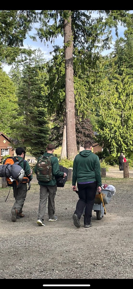 49ersSFGiants1's tweet photo. My bambino and his Scout friends off to Staff NYLT #BSA #ScoutingAmerica #Scouts #NYLT https://t.co/u5dMlpuIhY