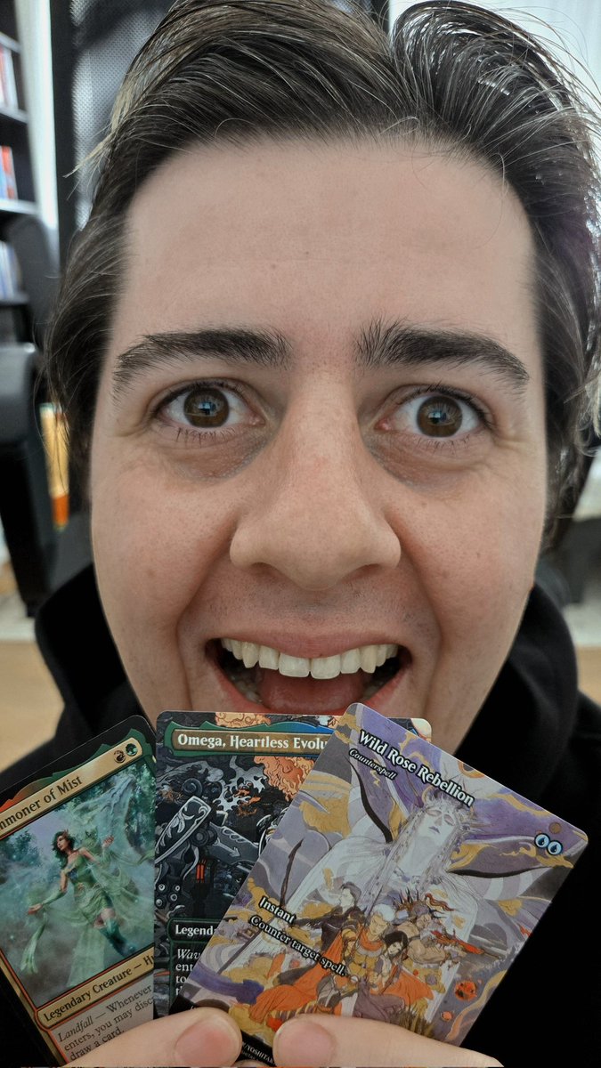 I bought some Final Fantasy x Magic The Gathering booster packs, but then I also somehow accidentally bought the starter kit.

Sooo... who wants to teach me how to play Magic?