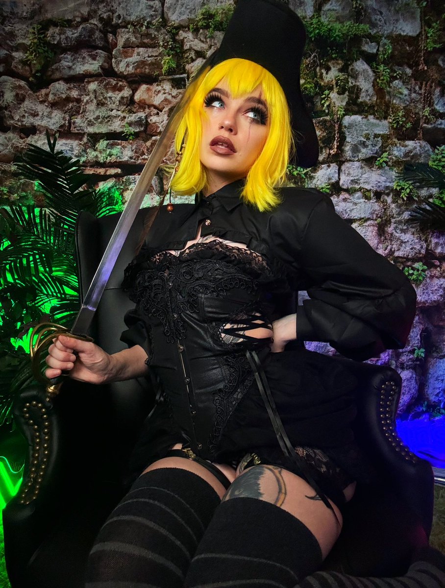 Bring me yer booty 🏴‍☠️

Stream time!