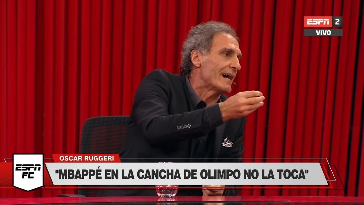 Igna_Rioss's tweet photo. @gastonedul El tiempo le dio la razón!!! Chupamelapija champions https://t.co/JEzjPEQ4ie