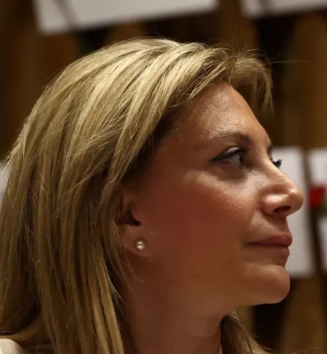 Spanopoulou Eleni (@spanopeleni) on Twitter photo De profundis <a href="/mkaristianou/">Maria Karystianou</a>
«Με βαθιά διαπλεκόμενη κυβέρνηση&τα πολύτιμα δεκανίκια της δήθεν αντιπολίτευσης,φωτεινή μέρα δεν θα ξημερώσει για όλους εμάς,για την Δημοκρατία.
Ουρανέ μην κλαις ...δεν τελείωσε ακόμη»
<a href="/kmitsotakis/">Kyriakos Mitsotakis</a> <a href="/androulakisnick/">Nikos Androulakis</a> <a href="/SFamellos/">Socratis Famellos</a> <a href="/alexischaritsis/">Αλέξης Χαρίτσης</a> <a href="/gt_kke/">Γραφείο Τύπου της ΚΕ του ΚΚΕ</a> De profundis <a href="/mkaristianou/">Maria Karystianou</a>
«Με βαθιά διαπλεκόμενη κυβέρνηση&τα πολύτιμα δεκανίκια της δήθεν αντιπολίτευσης,φωτεινή μέρα δεν θα ξημερώσει για όλους εμάς,για την Δημοκρατία.
Ουρανέ μην κλαις ...δεν τελείωσε ακόμη»
<a href="/kmitsotakis/">Kyriakos Mitsotakis</a> <a href="/androulakisnick/">Nikos Androulakis</a> <a href="/SFamellos/">Socratis Famellos</a> <a href="/alexischaritsis/">Αλέξης Χαρίτσης</a> <a href="/gt_kke/">Γραφείο Τύπου της ΚΕ του ΚΚΕ</a>