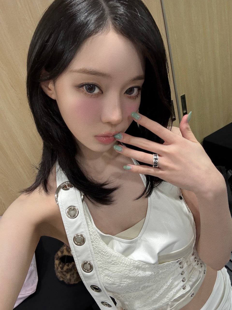 DC 윈터 갤러리 on X: 