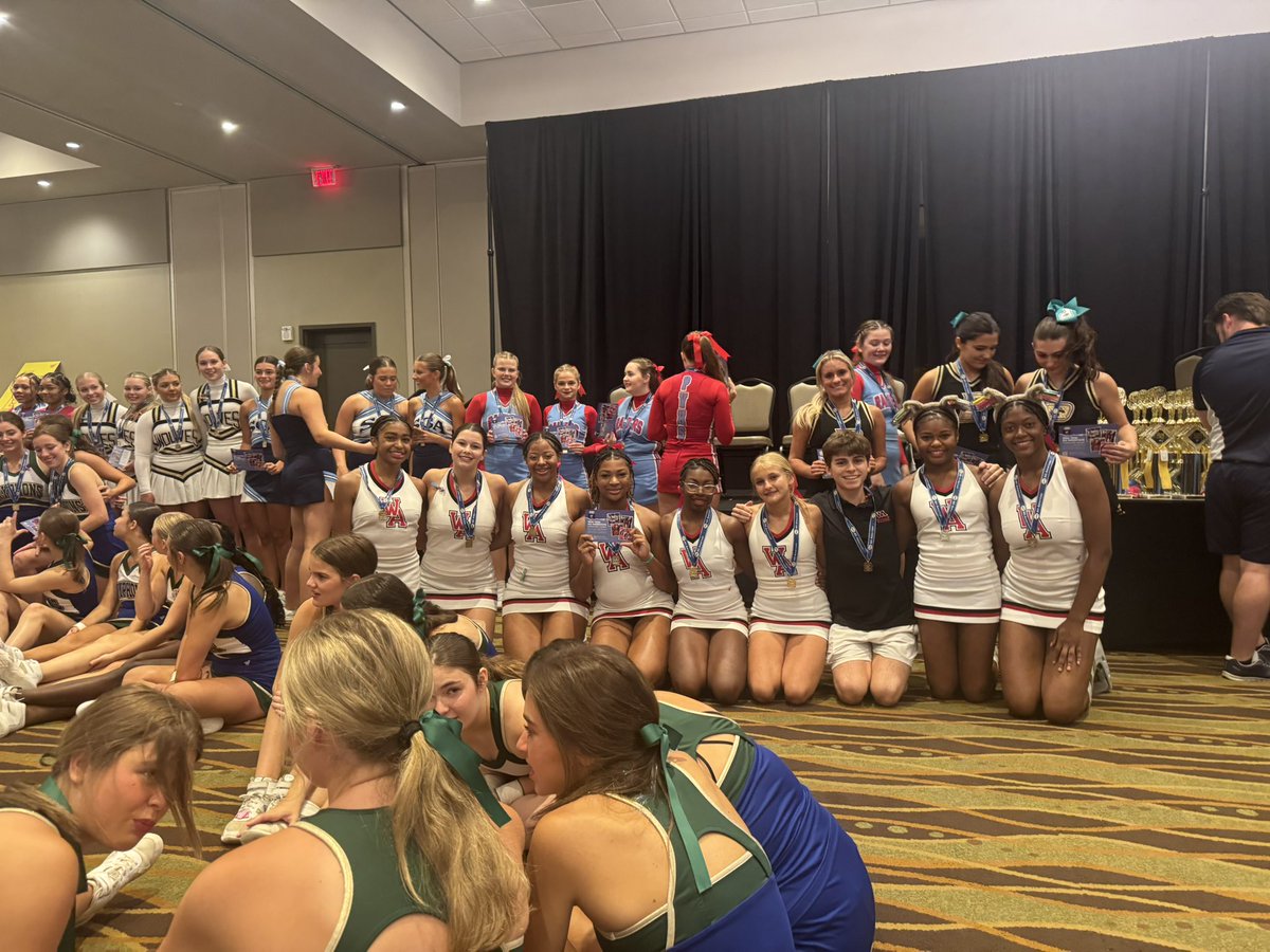 Varsity also had 9 individuals recognized as UCA All-Americans: Kaelyn C, Reese S, Jillian J, Reagan C, Cheyenne S, Mary Elle S (a very impressive 4x winner as a junior), Connor G, Sydney C, and Chandler L.