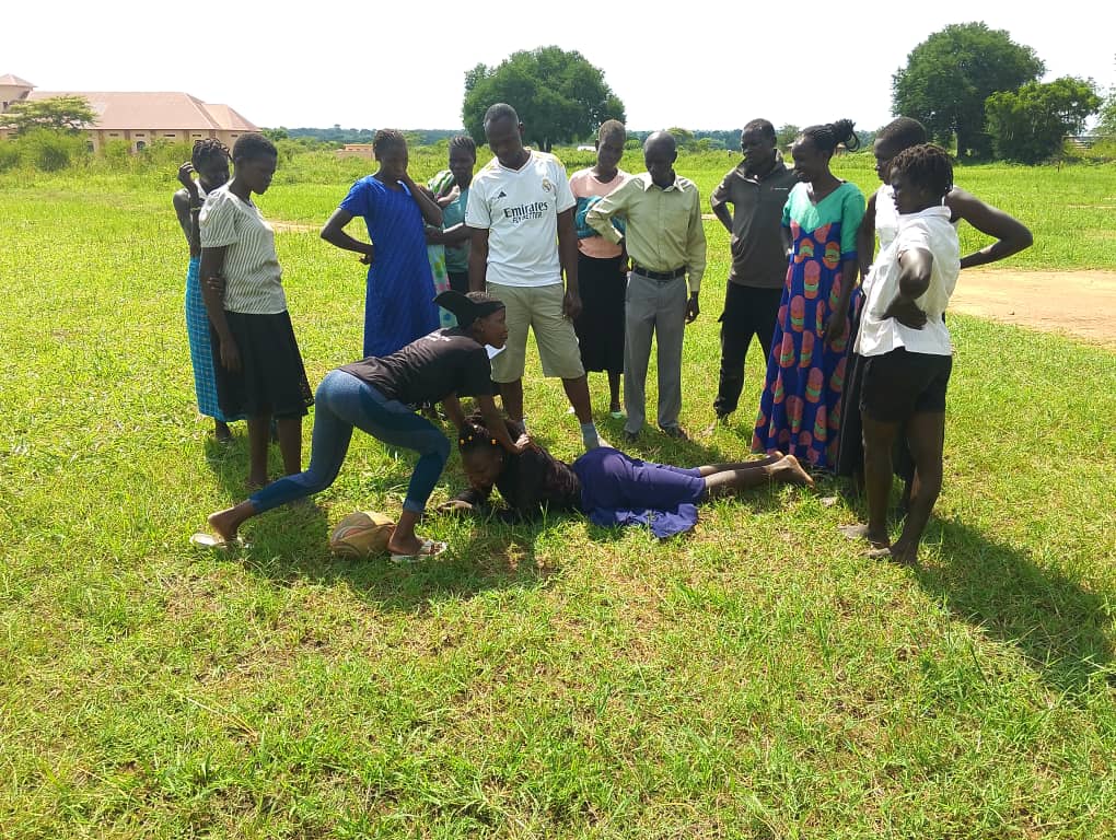 Josh_RVY's tweet photo. Busy week's at RTL, from peer club follow ups previous week to GFF convening and back to preparations for the forthcoming RTL tournament. Our staff sure do love it when the work keeps them on their toes. Hardwork for a change
#RugbyTacklingLife
#GFF https://t.co/kenBXFA7sv