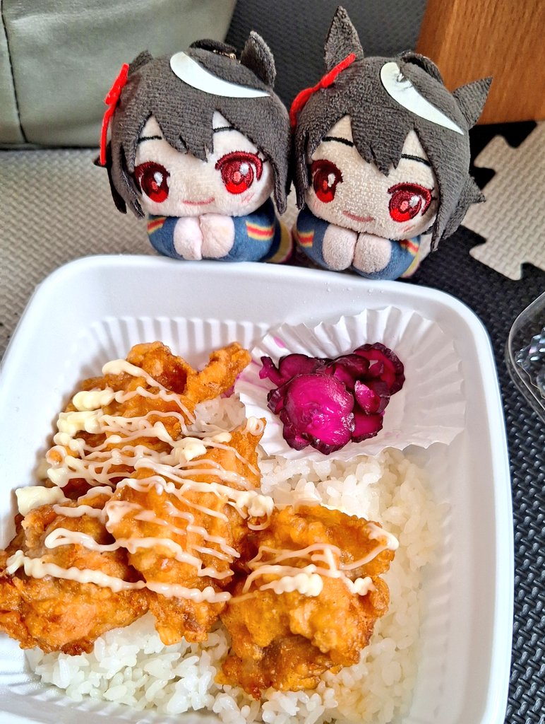 10代最後の #大学ランチ ‼️‼️

#ミニキタちゃんといっしょ