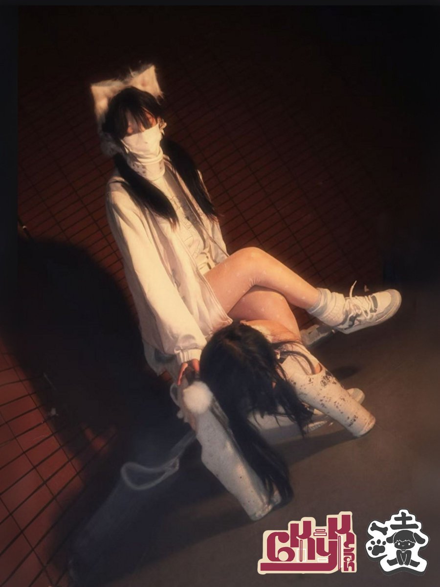 人善被人欺，狗善被猫骑(`ヮ´ )

🐶： <a href="/ling_OvO/">凌</a> 
😷： <a href="/6KyK_san/">Sei🪢六凯卡</a>
去年拍图刚刚才返图的📷： <a href="/Yume0dw/">云翎_Franklin</a>