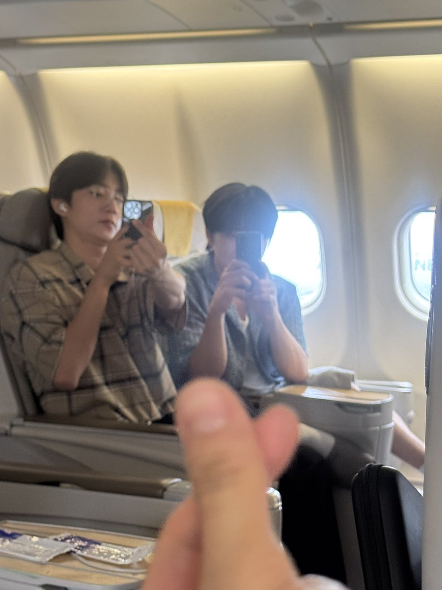WM_ONOFF's tweet image. #온앤오프
#승준

 B1A4형들 ❤️
합동콘 두근두근 😄😄
찬들공들이형🫶