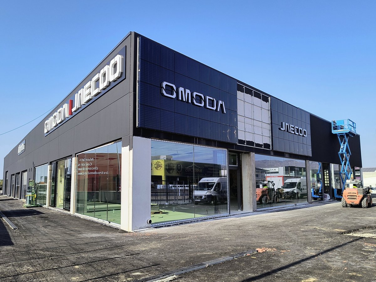 alimotor.com tweet media