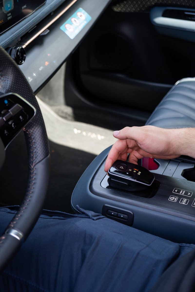☀️ Este verano, muévete por #Barcelona con MEC 🚗

¿Trabajo o planes de ocio? Sea cual sea tu motivo, hazlo cómodo, fresco y 100% eléctrico 🌿

🔌 ¡Reserva ya y olvídate del estrés del verano!

#MEC #MovilidadSostenible #SustainableFuture #Electric #Carsharing #Mobility