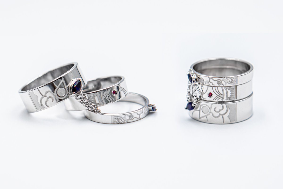 #괴담출근

퇴마용 권총. 아주 소형이라 장난감이나 라이터처럼 보인다. 

유리손포 테마 반지 세트