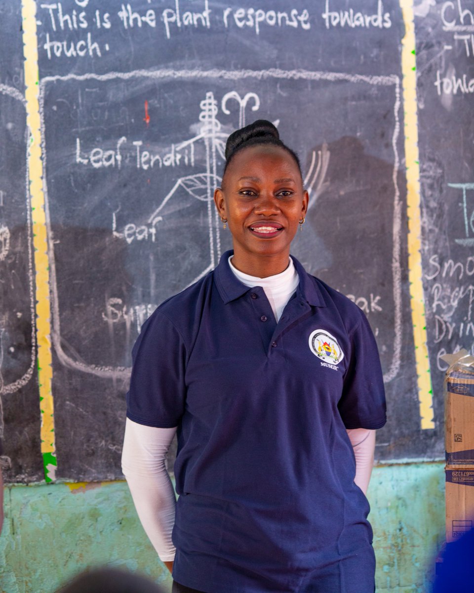 MTN Uganda (@mtnug) on Twitter photo Today in Kabarole at the #21DaysOfYelloCare finale.
Team <a href="/ItsProBono/">It's Pro Bono</a> has joined us at Best Nursery & Primary School for powerful mentorship sessions... empowering young minds to dream bigger and believe that more is possible. #DoingForTomorrowToday #ConnectingAtTheRoots Today in Kabarole at the #21DaysOfYelloCare finale.
Team <a href="/ItsProBono/">It's Pro Bono</a> has joined us at Best Nursery & Primary School for powerful mentorship sessions... empowering young minds to dream bigger and believe that more is possible. #DoingForTomorrowToday #ConnectingAtTheRoots