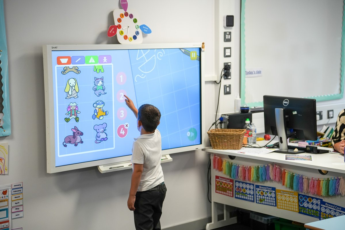 Check out the new £6.05m Fordway Centre in Spelthorne 🏫 This short-stay school provides primary pupils needing extra support with: 

✅ Calm spaces 
✅ Activity rooms 
✅ Small class sizes 

Read more orlo.uk/6ir92  #SurreyEducation #AlternativeProvision