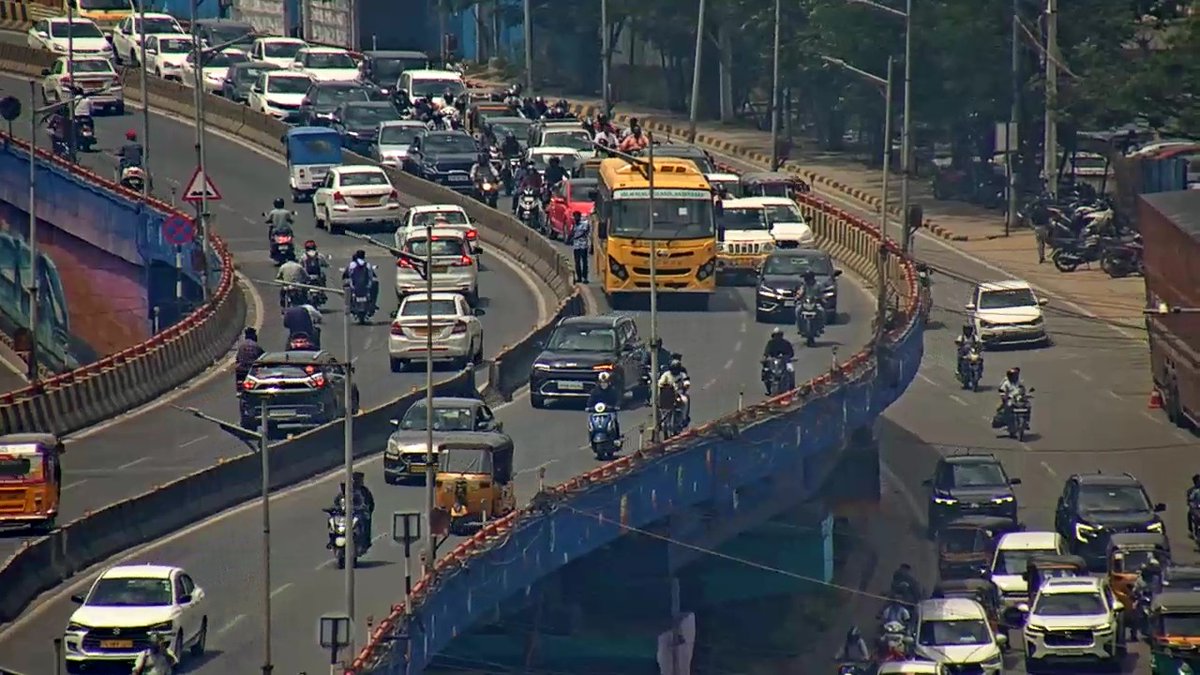 Traffic Update 20.06.2025, 13:33 Hrs
Traffic movement is slow on Cybertowers Flyover from NIA. Due to Vehicle Breakdown.
Madhapur Traffic Police  are working to clear Traffic. Please cooperate with Traffic Police.
We request all commuters to cooperate with the Traffic Police .