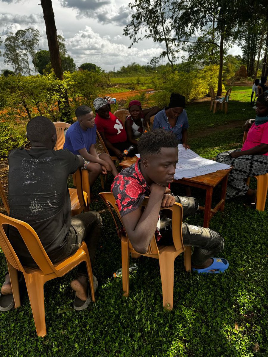 ASIIMWEMAR34811's tweet image. During a learning session we held with communities impacted by oil projects,Locals shared how new people are invading their areas to grab land for oil developments.
We empowered them with knowledge on land rights — because no one should lose their home because of development.