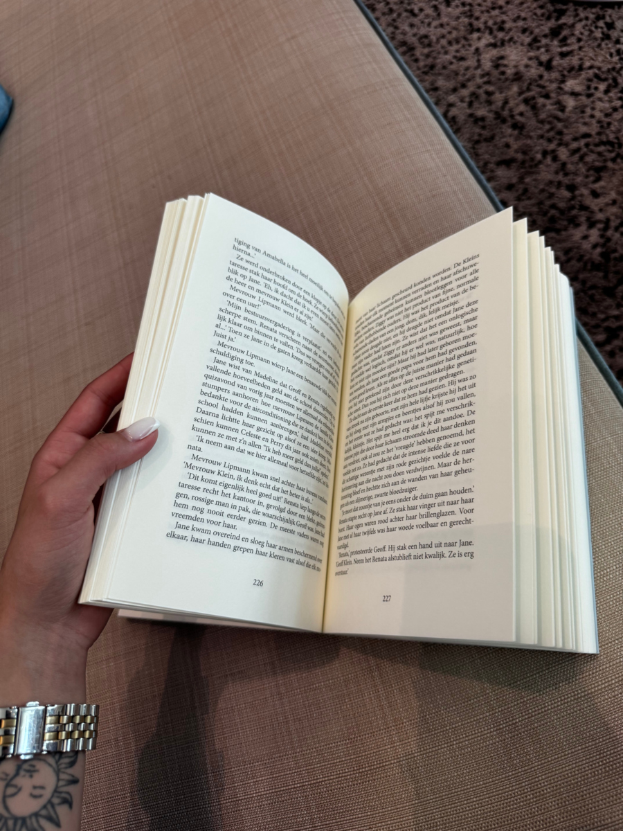 JayFent123's tweet photo. Evening, soft music, and a good book — the perfect trio.
Sometimes the best plan is no plan: just stay in, open a story, and disappear for a while. 🌙✨

#eveningread #bookvibes #cozynightin #slowmood #readingtime #soultherapy https://t.co/Nd8SlfpK9D