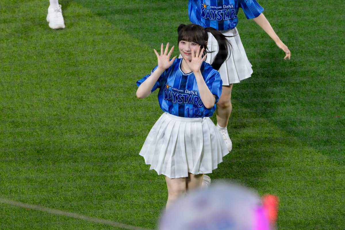 お手振り👋
ユニフォームめっちゃ似合っててかわいい⚾️

#齋藤樹愛羅 (<a href="/saitou_kiara/">齋藤 樹愛羅</a> )さん
#イコラブ #YIS2025 #アイドルシリーズ