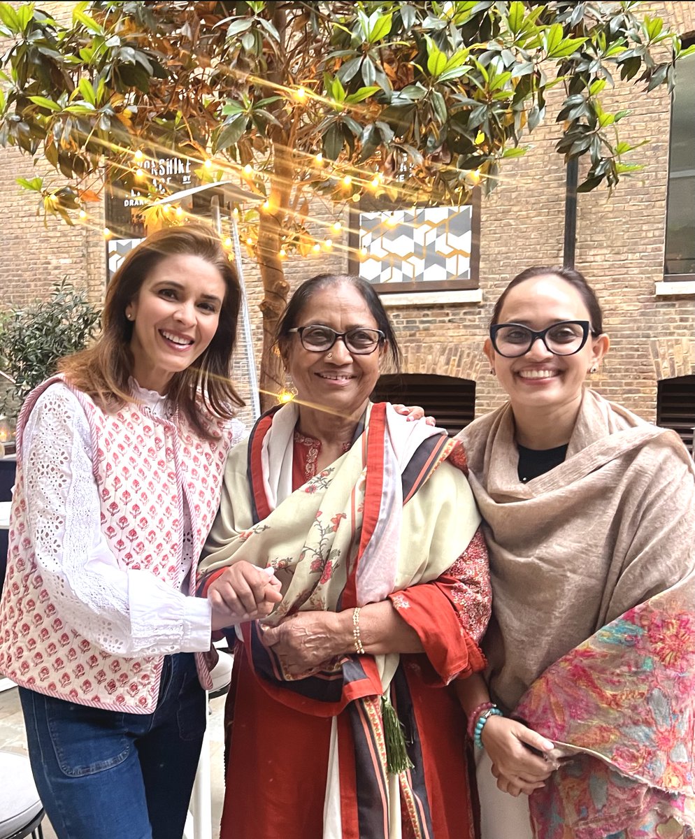 Raageshwari Loomba Swaroop (@raageshwari1) on Twitter photo Age 77. Booker Prize Winner 2025 <a href="/BanuMushtaq/">banu mushtaq</a> ji.
A quiet revolutionary finally receiving her due. Huge honour for India and regional literature. Our children must know her name. 🙏🌺
<a href="/ShashiTharoor/">Shashi Tharoor</a> <a href="/PenguinBooks/">Penguin Books</a> Age 77. Booker Prize Winner 2025 <a href="/BanuMushtaq/">banu mushtaq</a> ji.
A quiet revolutionary finally receiving her due. Huge honour for India and regional literature. Our children must know her name. 🙏🌺
<a href="/ShashiTharoor/">Shashi Tharoor</a> <a href="/PenguinBooks/">Penguin Books</a>