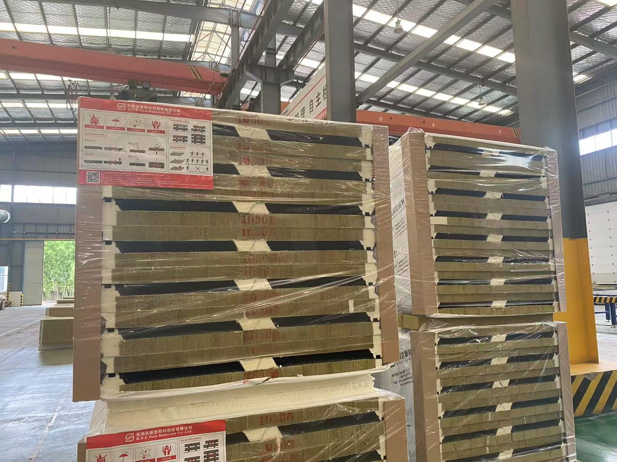 ECOBRD's tweet image. Modern Steel Structure Construction and BRD’s High-Performance Metal Envelope Solutions

#rockwoolpanel #PIRpanel #BRDECO

brdecogroup.com/modern-steel-s…