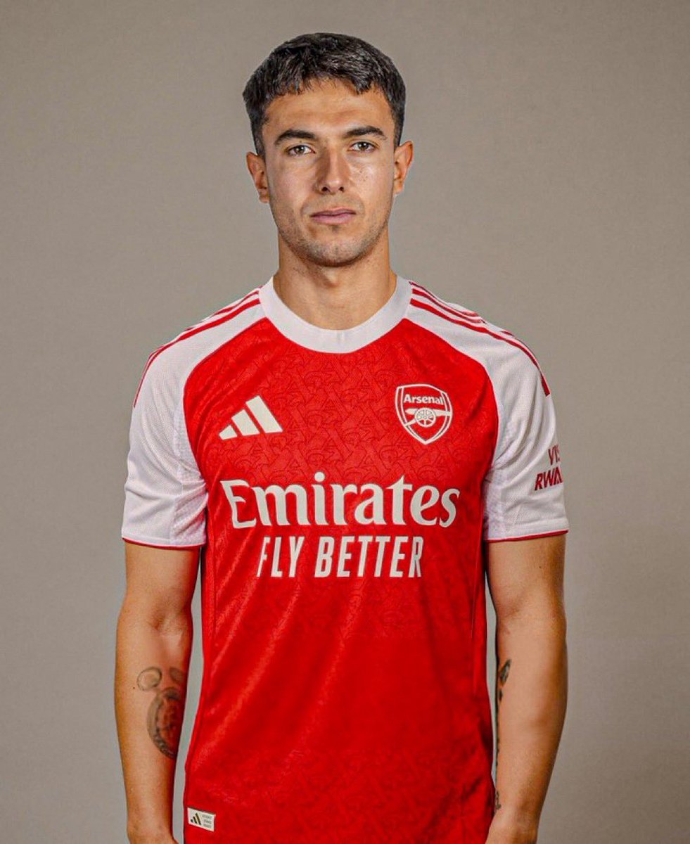 🚨BREAKING: Martin Zubimendi is in London to complete his transfer to Arsenal.

The 26-year-old joins from Real Sociedad in a deal worth just over £51million.

[<a href="/David_Ornstein/">David Ornstein</a>]