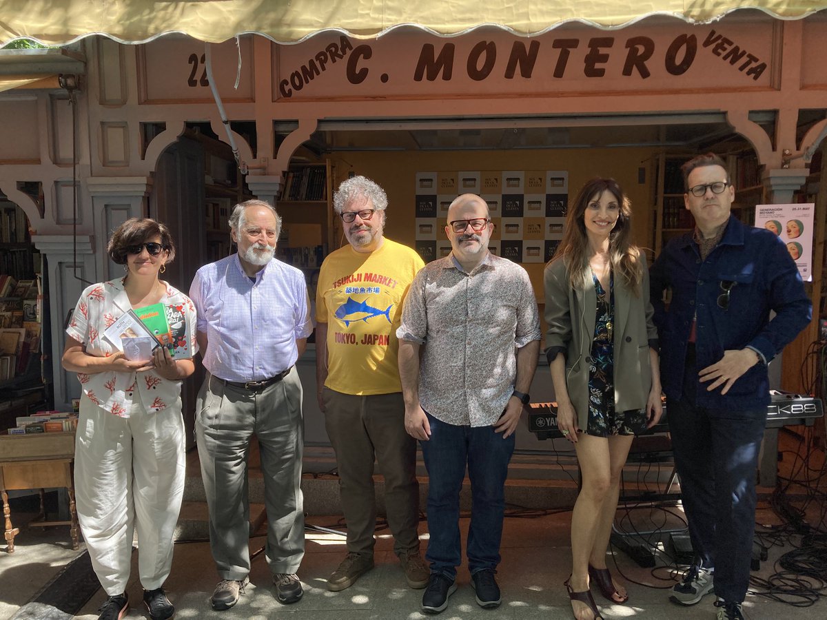 Ya puede verse nuestra participación en los actos del  #centenariomoyano💯. Una charla en la que también celebramos los cien años del New Yorker: HUMOR EN PAPEL, con Joaquín Reyes, Sergio del Molino, Edu Galán, Lawrence Weschler y Carolina Ontivero.

👉youtube.com/watch?v=TCd9QN…