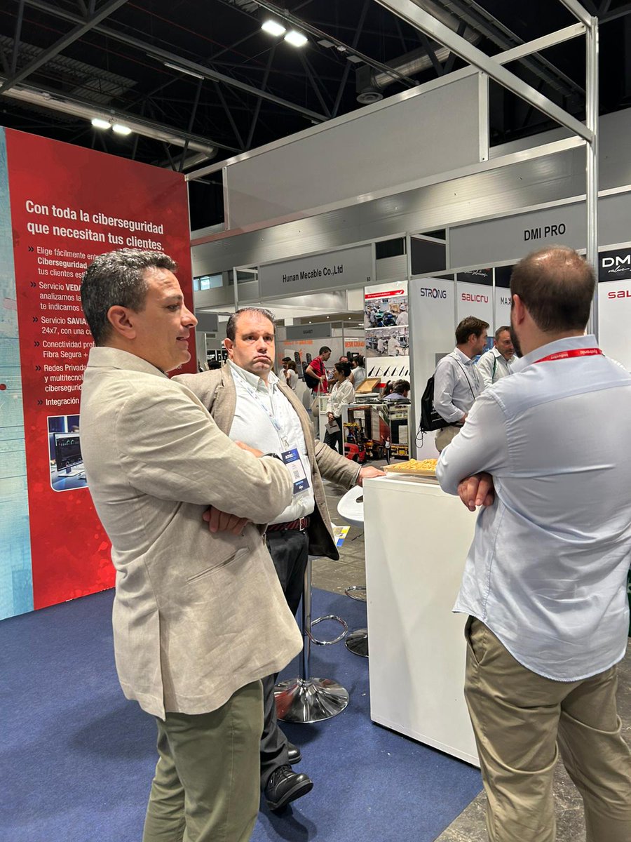 Sarenet (@sarenet) on Twitter photo 📍 Seguimos en #MADRID, en el lugar donde se cruzan ideas, retos y oportunidades para el Canal: #AOTEC2025
👉 Estands 79/80. PABELLÓN 10 | ACCESO NORTE
📌 <a href="/IFEMA/">IFEMA MADRID</a>
📅 20 de junio de 9h a 14h
¡Te esperamos! loom.ly/giwtg0E 📍 Seguimos en #MADRID, en el lugar donde se cruzan ideas, retos y oportunidades para el Canal: #AOTEC2025
👉 Estands 79/80. PABELLÓN 10 | ACCESO NORTE
📌 <a href="/IFEMA/">IFEMA MADRID</a>
📅 20 de junio de 9h a 14h
¡Te esperamos! loom.ly/giwtg0E