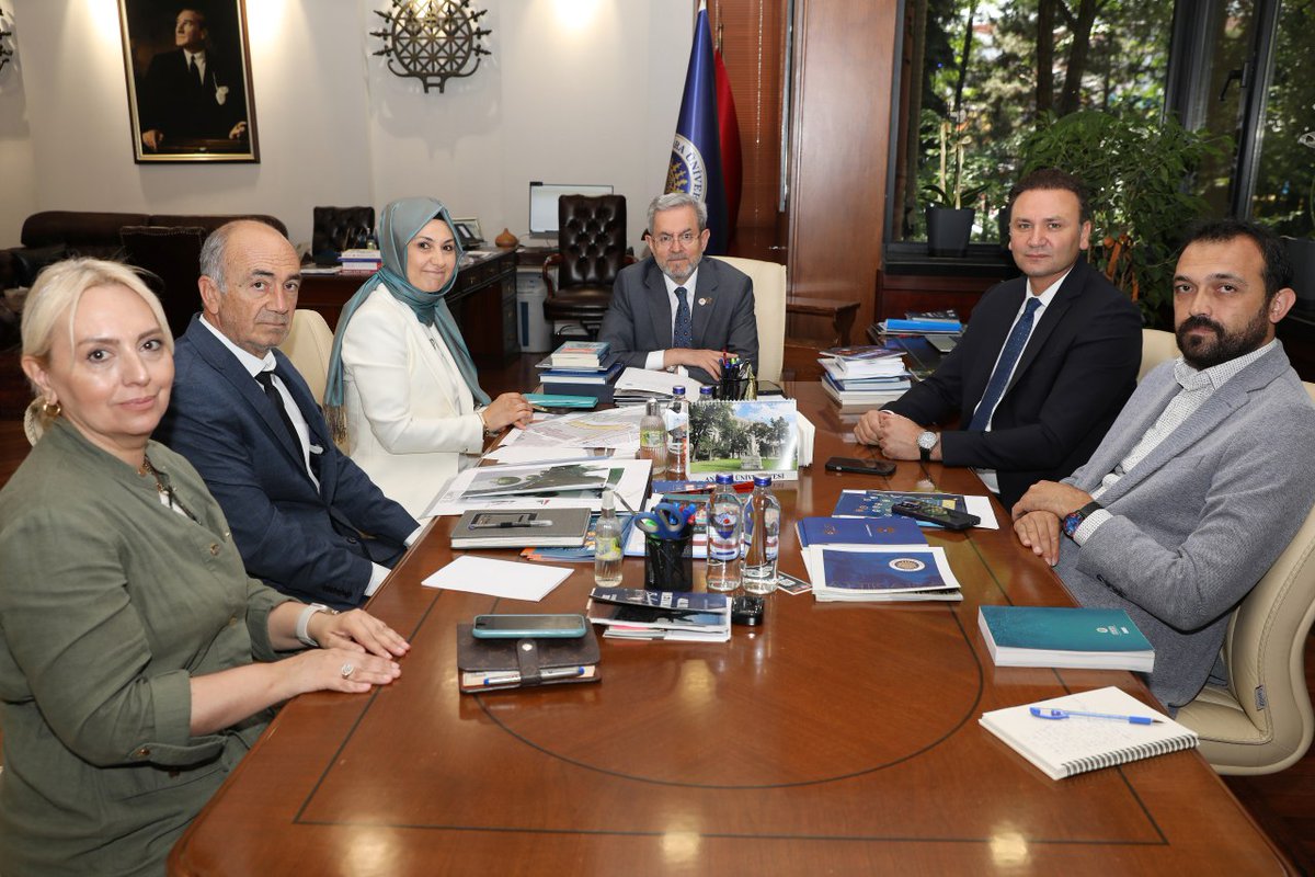 İlgili yöneticilerimiz ile F Blok Peyzaj Toplantımızı gerçekleştirdik.