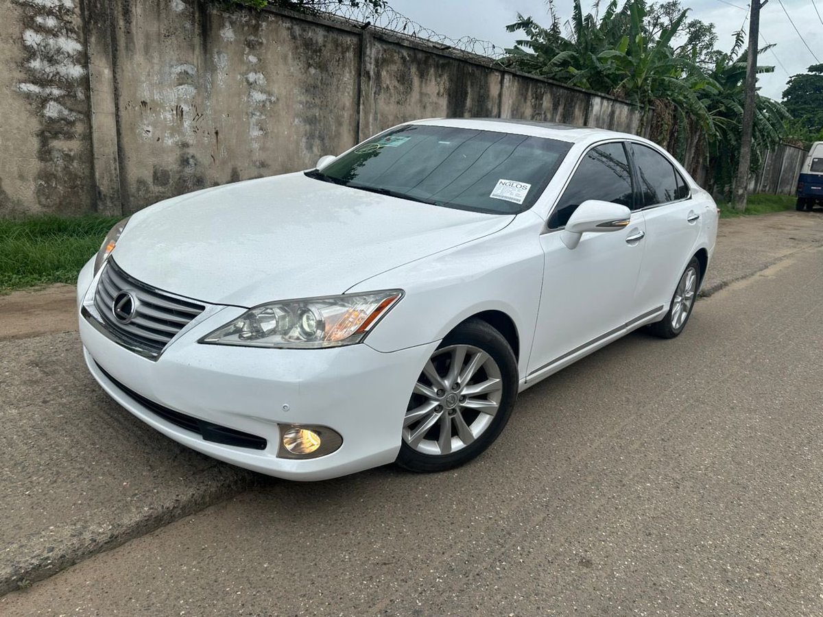 HarriFerrari_'s tweet photo. 2010 Lexus ES350 toks full options, clean and sweet with parking sensors

₦13,500,000

Ig: swaech_autos
📍Lagos. https://t.co/GLimSW7NPv
