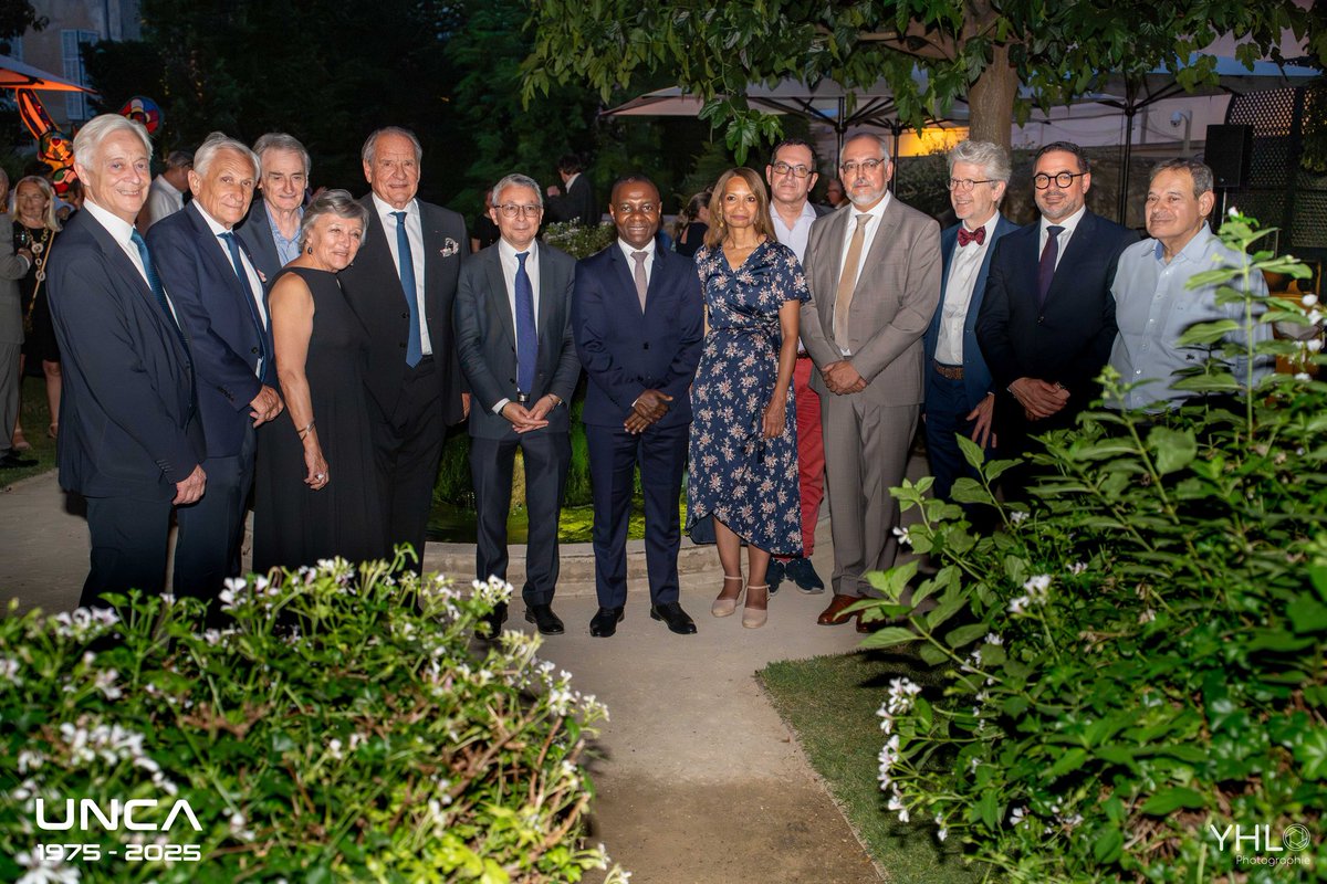 Merci au ministre <a href="/TMohamedSoilihi/">Thani Mohamed-Soilihi</a> d'avoir honoré de sa présence la cérémonie organisée à l'occasion des 50 ans de l'Unca à Aix en Provence à l'invitation de la Carpa et du <a href="/BarreauAix/">Barreau d’Aix en Provence</a>