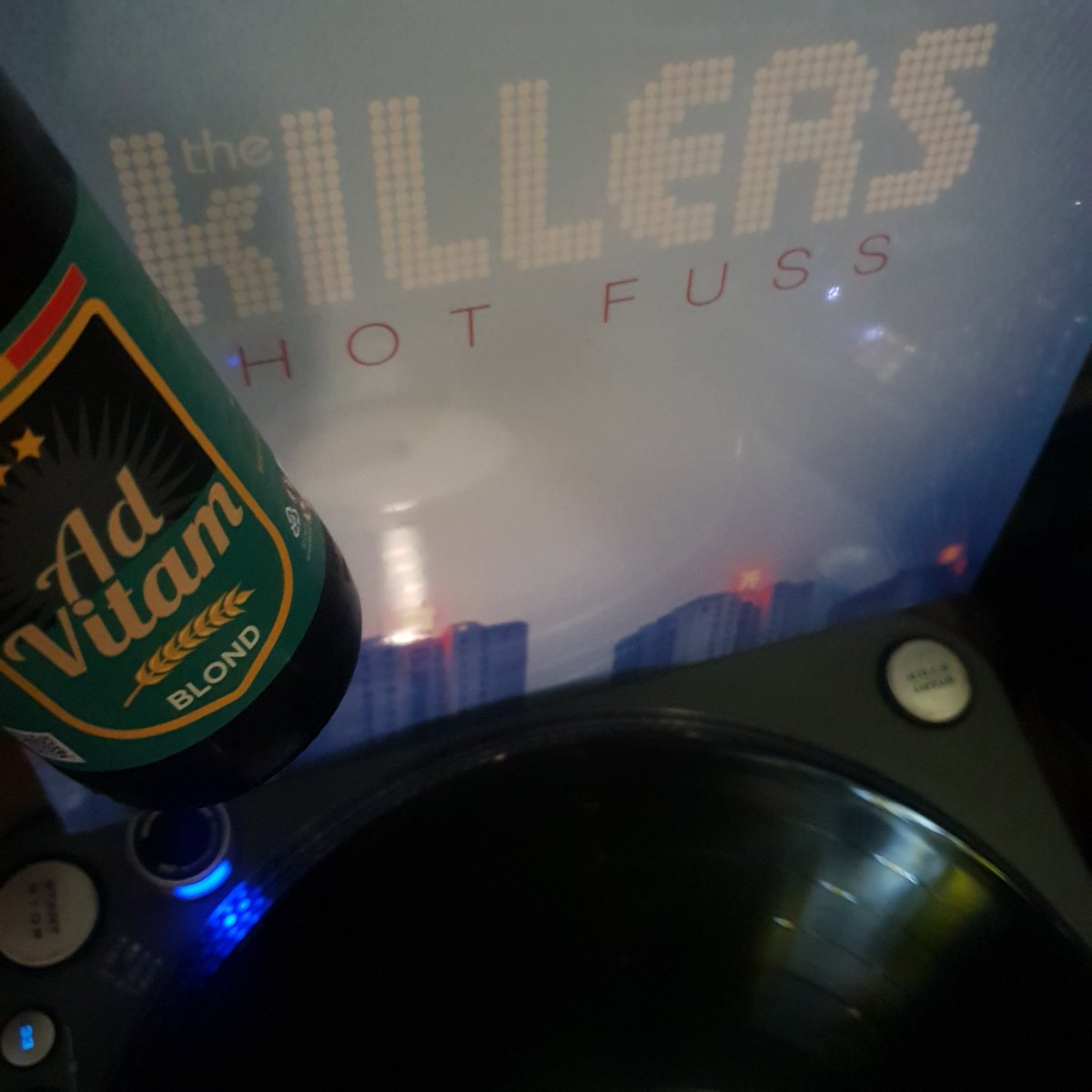 Tip v/d dag,,

Bekijk even rustig de grafieken van Alle Bonds die enige betekenis hebben op de Lange termijn. ( 50 jaar of zo )

En trek jullie conclusies.

Boeiende tijden. ✨️

Mocht het te warm worden,, een  ventilator doet wonderen in deze,,

Alvast een Fijn week-end!