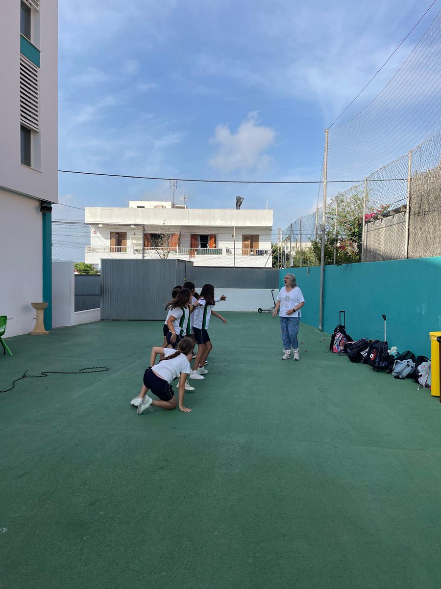 Ara a Eivissa #CiènciaPerATothom 2025  El Grup d'Estudis d'Història de l'Educació participa en les jornades de ciència per a tothom 2025 amb el taller EL PATI ESCOLAR D'ABANS amb els jocs i activitats. 
<a href="/IRIEinstitut/">IRIEinstitut</a>