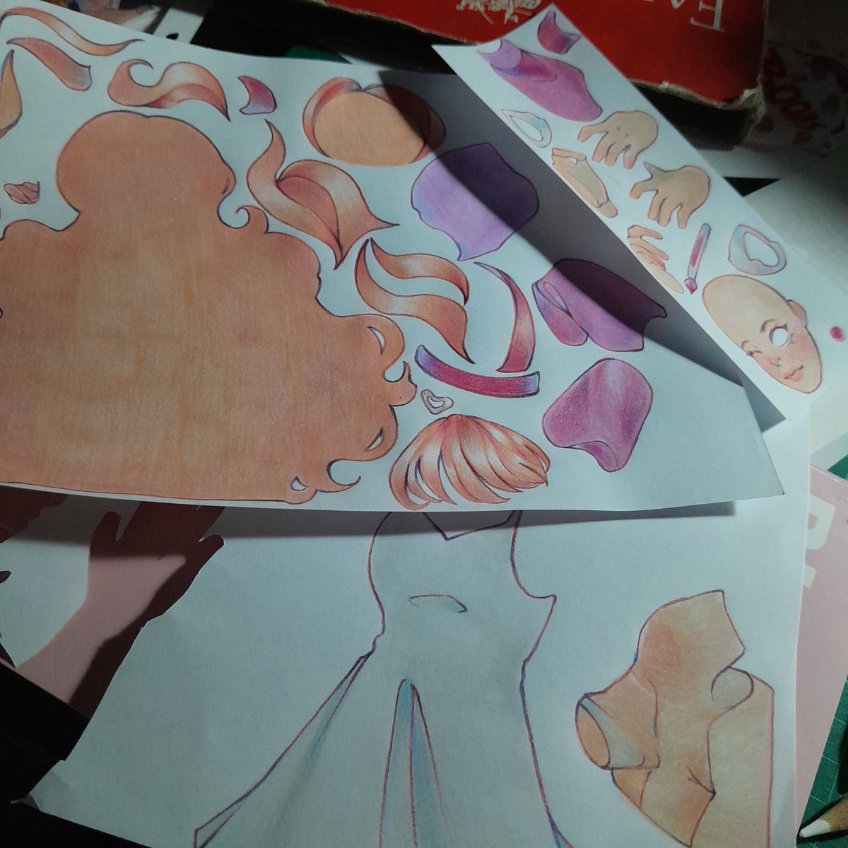 E_hRose's tweet image. 𓍢ִ໋🌷͙֒. Small artist update: Currently dealing with an on and off fever + period, as well as burnout 🥲
Trying a new medium is kind of helping me feel better? So sorry there haven't been any updates...