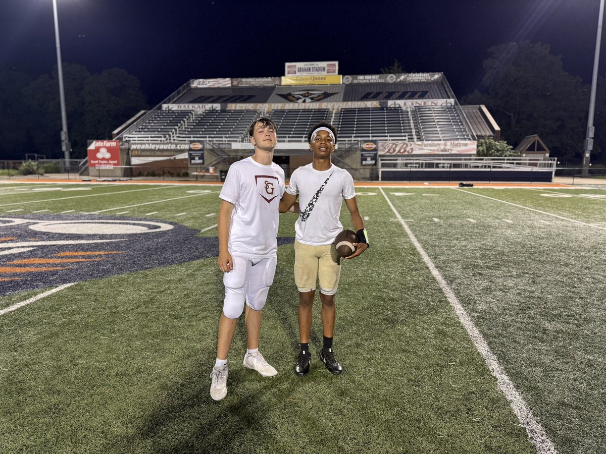 Collin Simpson (@cpsimpson10) on Twitter photo Blessed to be with <a href="/TNFutureStars/">TN Future Stars</a> again for the second year. #8thgradeteam #lastmiddleschoolride #trenchwork 🦍 Blessed to be with <a href="/TNFutureStars/">TN Future Stars</a> again for the second year. #8thgradeteam #lastmiddleschoolride #trenchwork 🦍