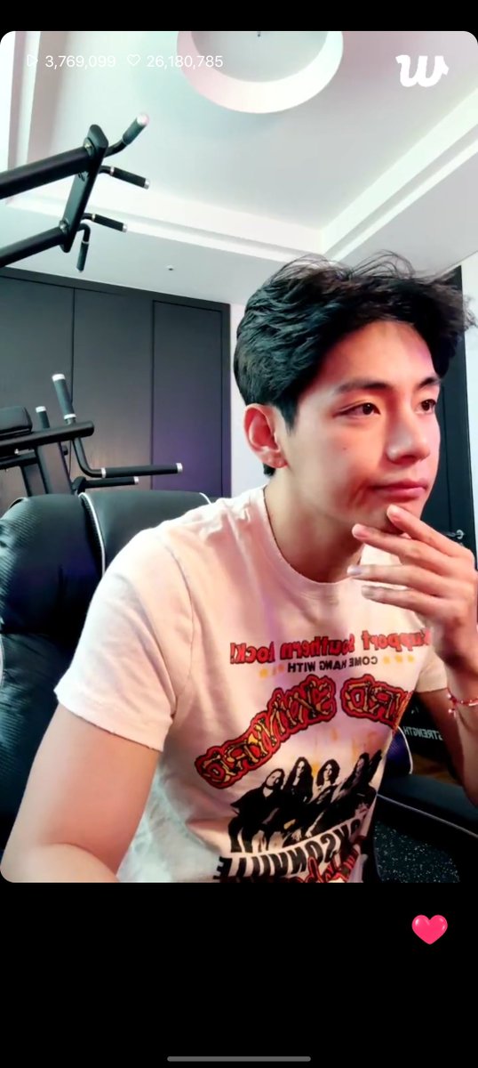 vantave's tweet image. he looks so fine