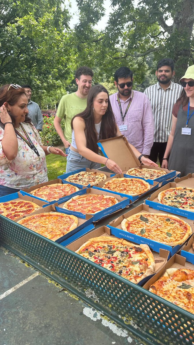 CalderonLab (@calderon_lab) on Twitter photo Last Friday we celebrated the latest achievements of the group with pizza party and a table tennis tournament. Also, we enjoyed the talk of our guest professor, Carlos Martinez of UACJ (Mexico). It was a blast!
<a href="/anabelizazu/">Ana Beloqui</a>, <a href="/Cgarast/">Clara Garcia Astrain</a>
@POLYMAT_BERC, <a href="/Ikerbasque/">Ikerbasque</a>, <a href="/ehu_kimika/">Kimika Fakultatea UPV/EHU</a> Last Friday we celebrated the latest achievements of the group with pizza party and a table tennis tournament. Also, we enjoyed the talk of our guest professor, Carlos Martinez of UACJ (Mexico). It was a blast!
<a href="/anabelizazu/">Ana Beloqui</a>, <a href="/Cgarast/">Clara Garcia Astrain</a>
@POLYMAT_BERC, <a href="/Ikerbasque/">Ikerbasque</a>, <a href="/ehu_kimika/">Kimika Fakultatea UPV/EHU</a>
