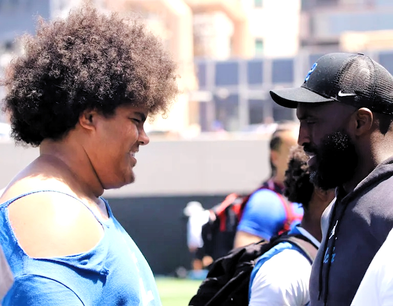 Dave Keefer (@davekeefer) on Twitter photo Four-star 2027 IOL Lex Mailangi (Mater Dei) enjoys experience at UCLA prospect camp:
Click here: bit.ly/3TvbRqT
Lex enjoyed interacting with HC DeShaun Foster and after the camp added, "I loved what I saw today."
<a href="/big_lex99/">Lex Mailangi 🇹🇴</a> <a href="/MDFootball/">Mater Dei Football</a> <a href="/popahs_world/">Popah Popah</a> <a href="/LittleBabyG916/">Grace</a> Four-star 2027 IOL Lex Mailangi (Mater Dei) enjoys experience at UCLA prospect camp:
Click here: bit.ly/3TvbRqT
Lex enjoyed interacting with HC DeShaun Foster and after the camp added, "I loved what I saw today."
<a href="/big_lex99/">Lex Mailangi 🇹🇴</a> <a href="/MDFootball/">Mater Dei Football</a> <a href="/popahs_world/">Popah Popah</a> <a href="/LittleBabyG916/">Grace</a>