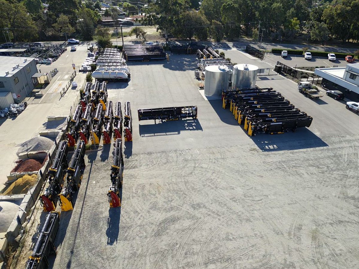 BourgaultAu's tweet image. A good harvest starts at seeding 🌱

We’re assembling MacDon headers now, but it’s already time to prep for next season.

The Early Order Program is on — secure your seeding gear today: bourgault.au/eop

#MacDon #BourgaultAustralia #EarlyOrderProgram