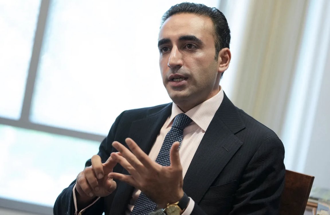 Chairman #BilawalBhuttoZardari touches down in #Karachi today, returning to a resounding welcome from our party workers, celebrating the success of his recent diplomatic mission to world capitals. Carrying the powerful legacy of two towering figures of our history—Shaheed